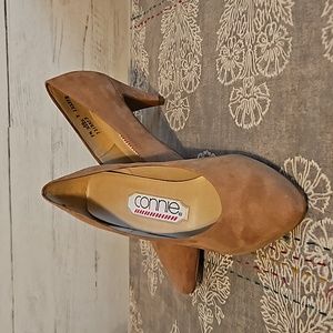 Vintage | Connie Brand Faux Suede Pumps | 7.5 AA
